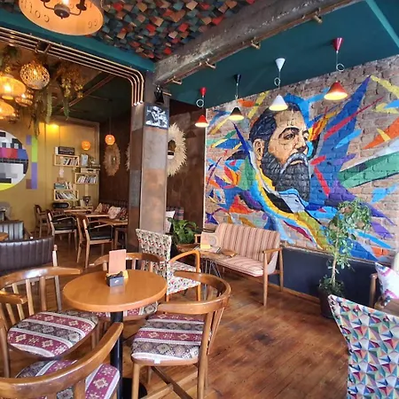 Couette-café Dinamo Elbasan