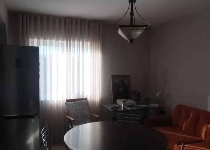 Couette-café Dinamo Elbasan